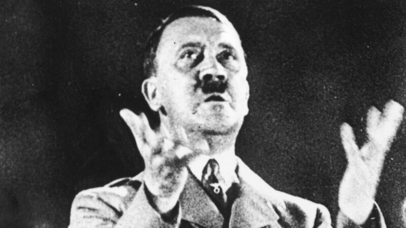 Как Гитлер хотел договориться с Британией, чтобы те не мешали войне с Советским Союзом