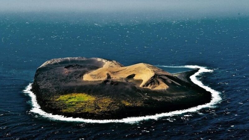 7 Unusual Islands Around The World