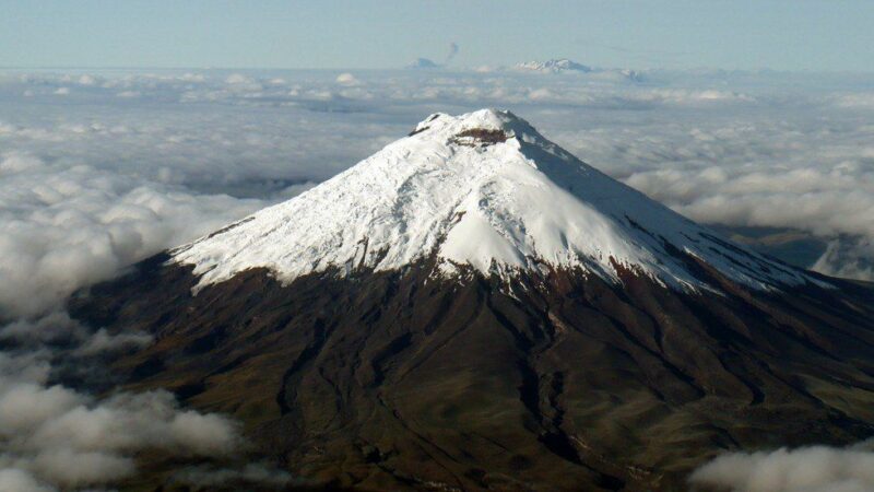 Top 7 Most Famous Volcanoes In The World
