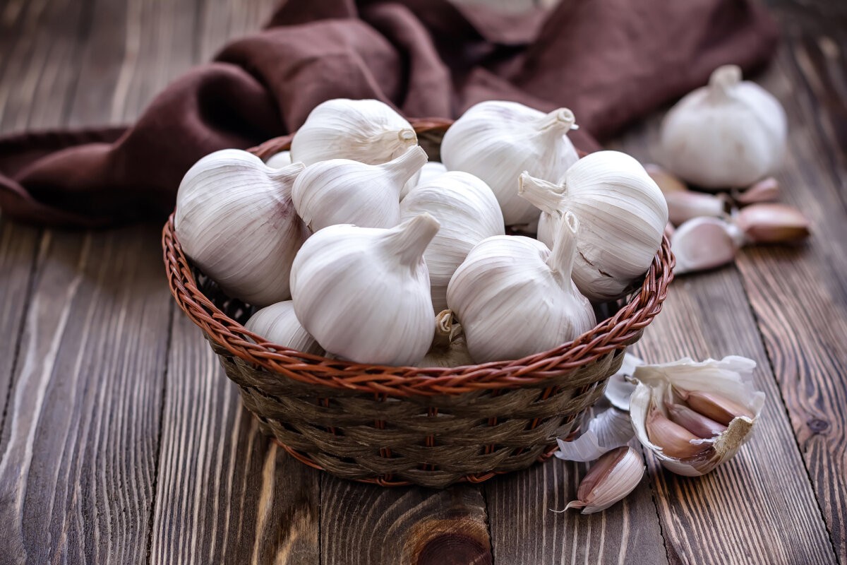 Garlic Can Soothe a Toothache and More