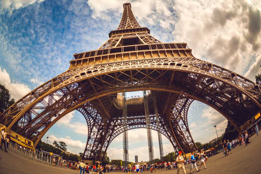 The Parisian Elite Originally Hated the Eiffel Tower